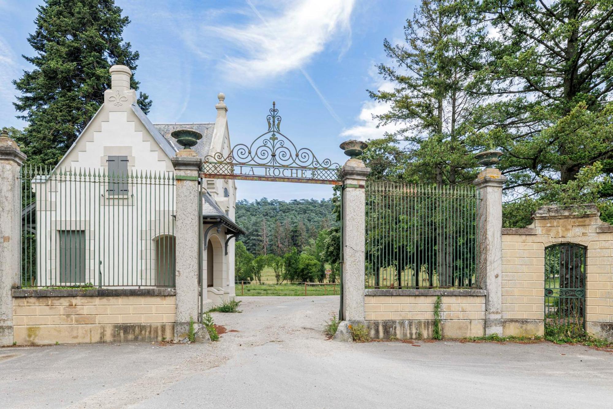 1 - Grand Appartement Spacieux Dans Un Chateau Du 17Eme Siecle, A 15Min De Lyon Vourles Exterior foto